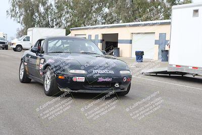 media/Jan-15-2023-CalClub SCCA (Sun) [[40bbac7715]]/Around the Pits/